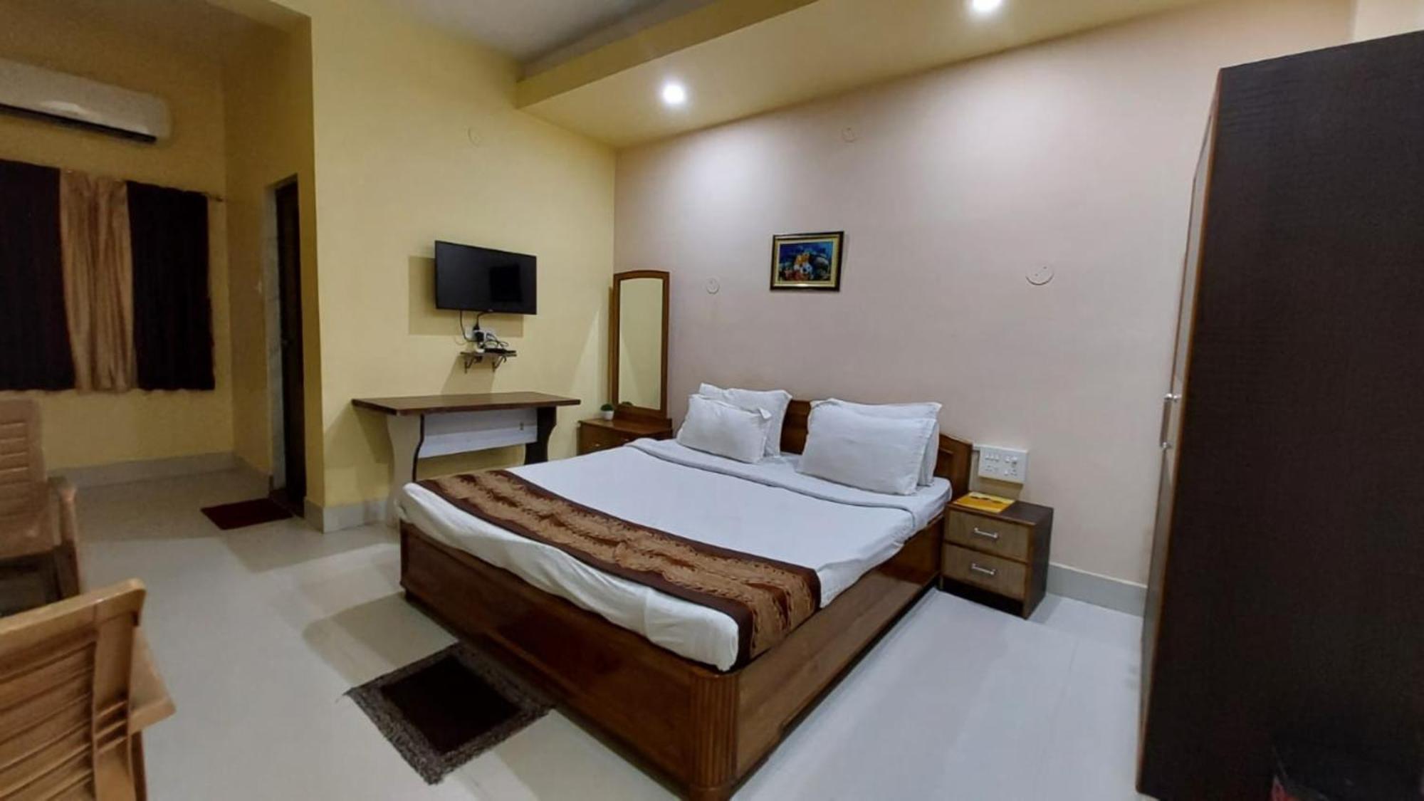 Goroomgo Silicon Residency Puri Near Sea Beach & Temple - Luxurious Room - Lift And Parking Facilities - Best Seller Bagian luar foto